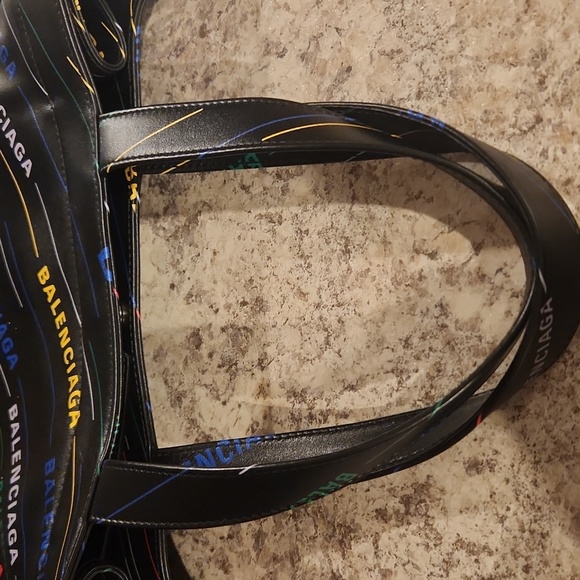 Balenciaga leather tote - Picture 8 of 14